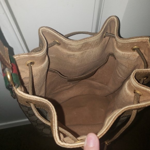 Gucci Bucket Bag - Picture 6 of 7